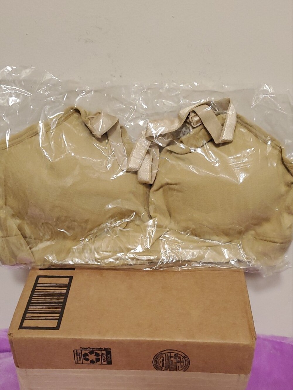 PrettyLittleThing Ribbed Beige Padded Bra - Picture 3 of 5